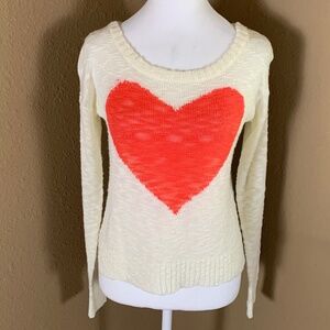 Papaya Women’s Heart Graphic Sweater – Medium -- Valentine's